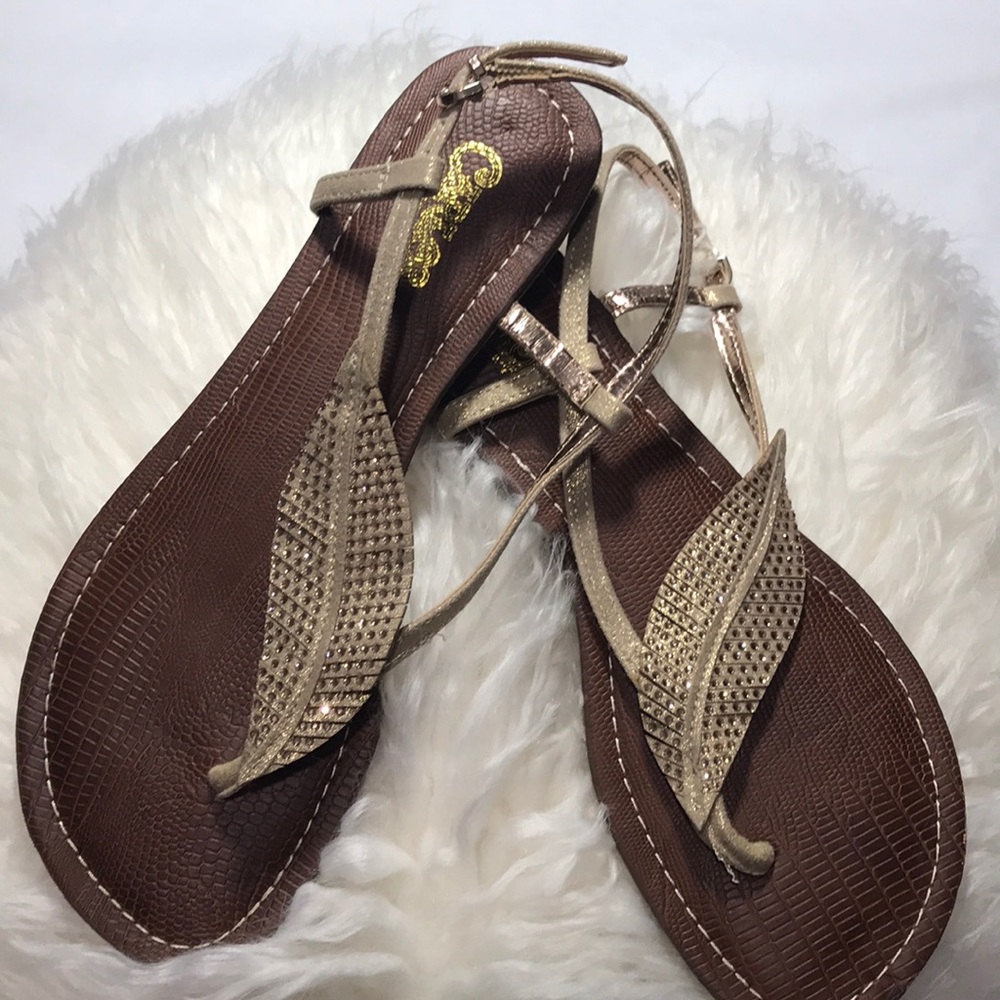 Carlos Santana Leaf Sandals 6M